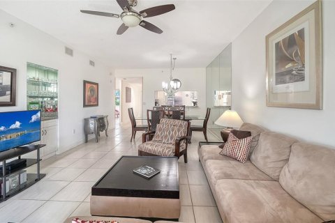 Condominio en venta en Sarasota, Florida, 2 dormitorios, 115.01 m2 № 2425234 - foto 12