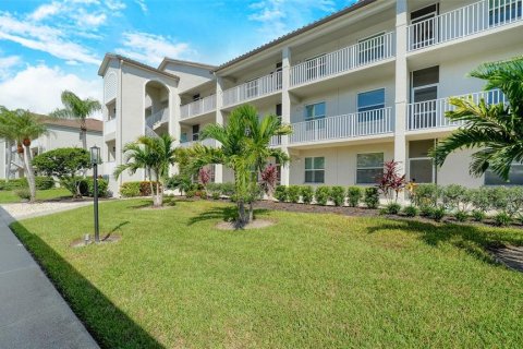 Condominio en Sarasota, Florida, 2 dormitorios  № 2425234