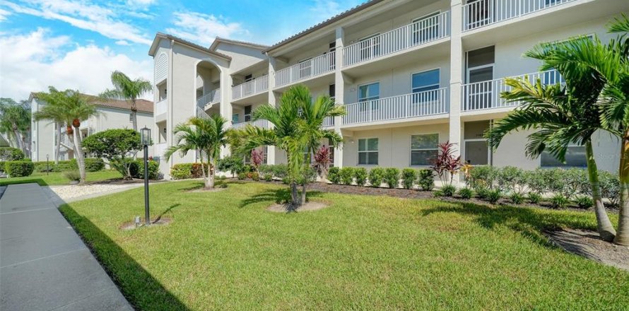 Condominio en Sarasota, Florida, 2 dormitorios  № 2425234