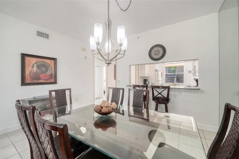 Condominio en venta en Sarasota, Florida, 2 dormitorios, 115.01 m2 № 2425234 - foto 15
