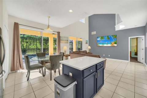 Casa en venta en Kissimmee, Florida, 6 dormitorios, 267.65 m2 № 1778910 - foto 22