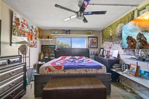 Condo in Pembroke Pines, Florida, 2 bedrooms № 2253266 - photo 22