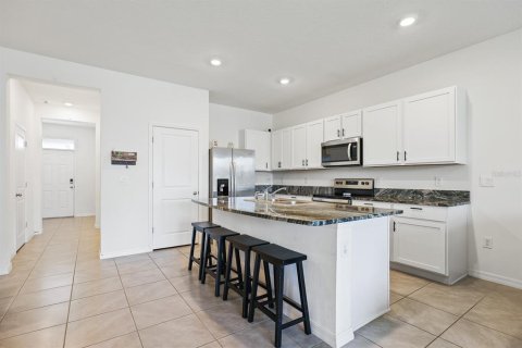 Townhouse in Apollo Beach, Florida 3 bedrooms, 158.58 sq.m. № 1786832 - photo 4
