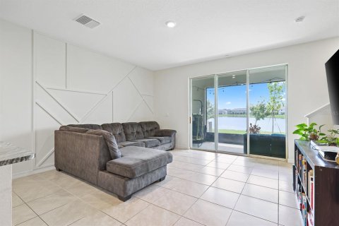 Townhouse in Apollo Beach, Florida 3 bedrooms, 158.58 sq.m. № 1786832 - photo 9