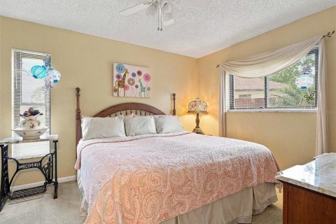 Villa ou maison à vendre à Spring Hill, Floride: 2 chambres, 108.7 m2 № 2437180 - photo 16