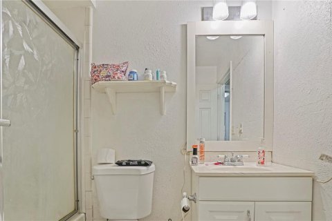 House in Kissimmee, Florida 3 bedrooms, 139.26 sq.m. № 2209145 - photo 19