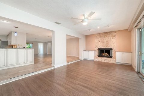 House in Bradenton, Florida 3 bedrooms, 240.25 sq.m. № 2428733 - photo 26