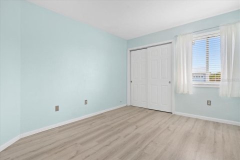 House in North Port, Florida 2 bedrooms, 95.78 sq.m. № 1652273 - photo 17