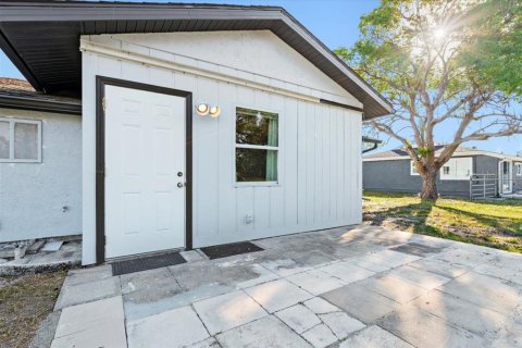 House in North Port, Florida 2 bedrooms, 95.78 sq.m. № 1652273 - photo 26