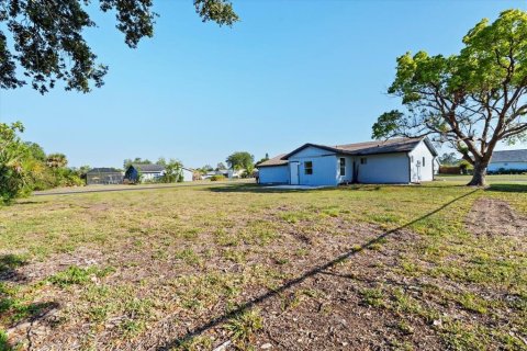 House in North Port, Florida 2 bedrooms, 95.78 sq.m. № 1652273 - photo 27