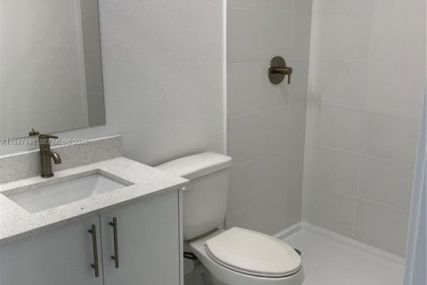 Townhouse in Homestead, Florida 4 bedrooms, 129.88 sq.m. № 2003395 - photo 10