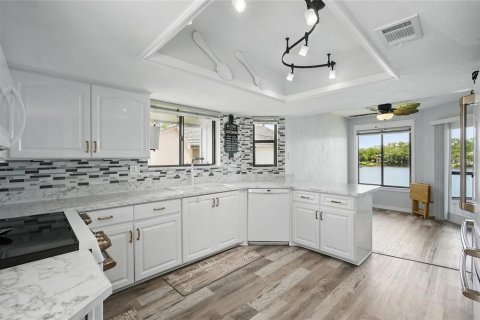 Copropriété à vendre à Daytona Beach, Floride: 2 chambres, 115.38 m2 № 1670684 - photo 15