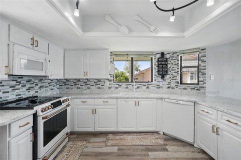 Copropriété à vendre à Daytona Beach, Floride: 2 chambres, 115.38 m2 № 1670684 - photo 14