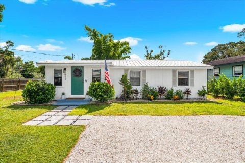 Casa en venta en Sarasota, Florida, 3 dormitorios, 107.58 m2 № 1916166 - foto 3