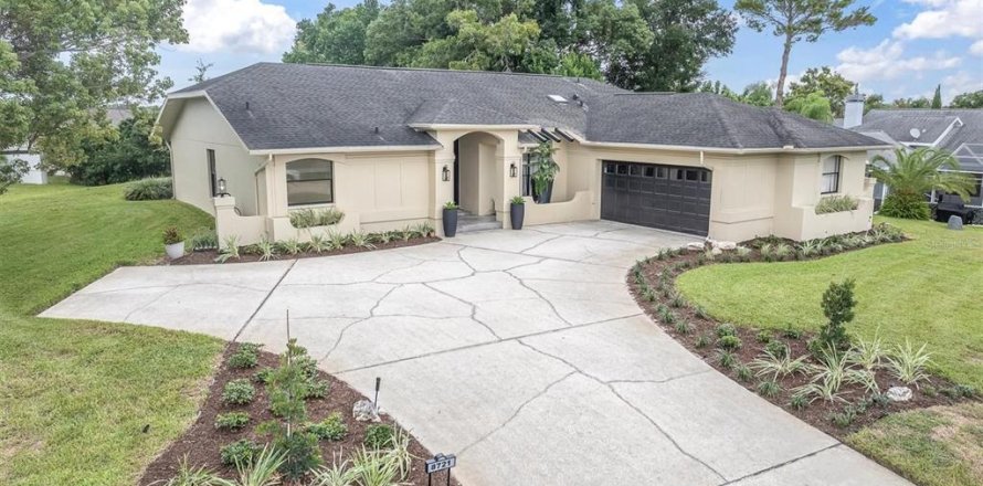 Villa ou maison à Hudson, Floride 3 chambres, 202.16 m2 № 2408781