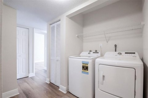 Copropriété à louer à Orlando, Floride: 2 chambres, 90.67 m2 № 2415328 - photo 3