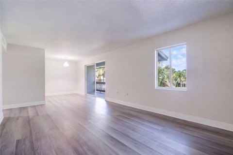 Copropriété à louer à Orlando, Floride: 2 chambres, 90.67 m2 № 2415328 - photo 11