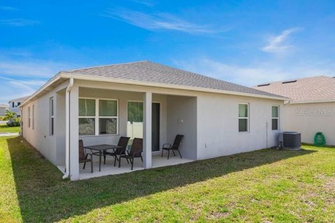 Villa ou maison à louer à Tampa, Floride: 4 chambres, 216.28 m2 № 2093638 - photo 9