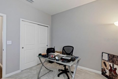 Villa ou maison à louer à Tampa, Floride: 4 chambres, 216.28 m2 № 2093638 - photo 6