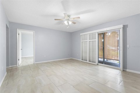 Condo in Altamonte Springs, Florida, 3 bedrooms  № 1824484 - photo 9