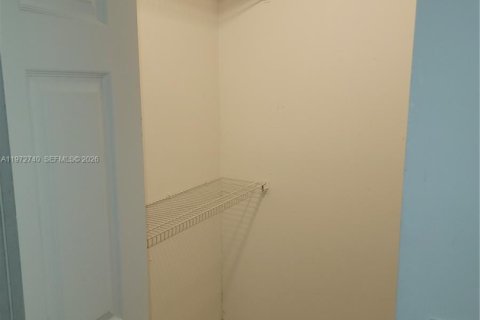 Copropriété à vendre à Pembroke Pines, Floride: 2 chambres, 96.99 m2 № 2032955 - photo 20