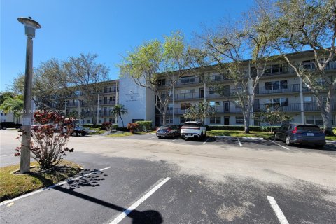 Condo à Pembroke Pines, Floride, 2 chambres  № 2032955