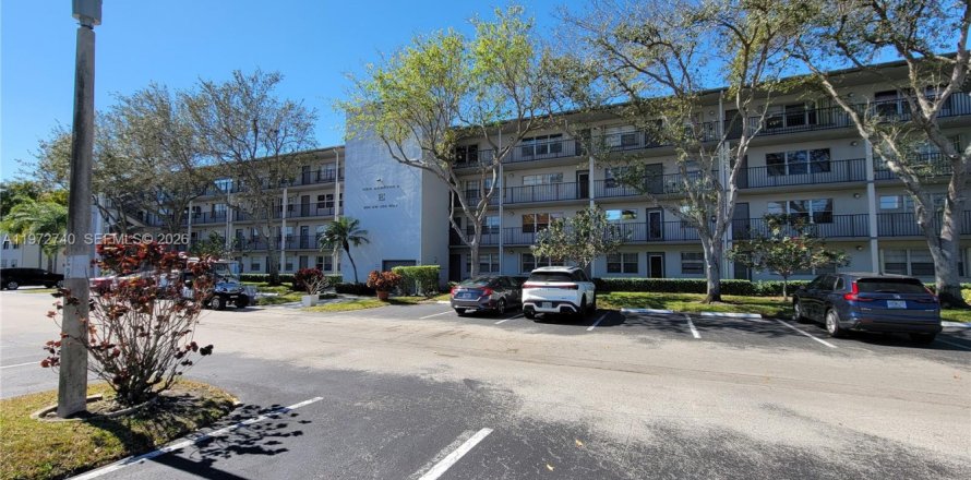 Condo à Pembroke Pines, Floride, 2 chambres  № 2032955