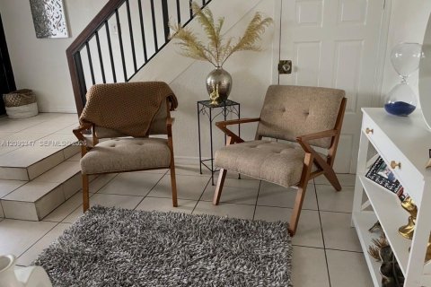 Adosado en venta en Pembroke Pines, Florida, 3 dormitorios, 129.69 m2 № 2375159 - foto 7