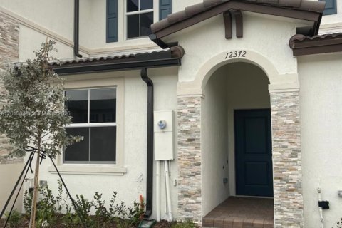 Touwnhouse à Miami, Floride 3 chambres, 123.37 m2 № 2090809