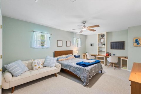 House in Gainesville, Florida 4 bedrooms, 266.82 sq.m. № 1732445 - photo 23