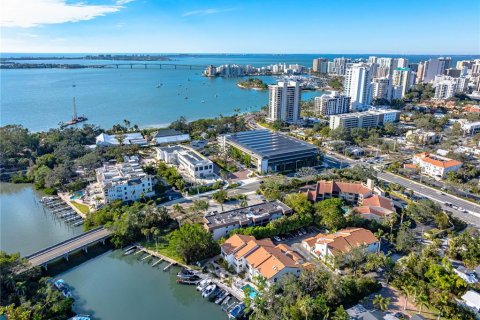 Copropriété à vendre à Sarasota, Floride: 3 chambres, 126.53 m2 № 2355709 - photo 24