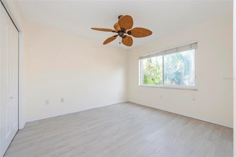 Copropriété à vendre à Sarasota, Floride: 3 chambres, 126.53 m2 № 2355709 - photo 11