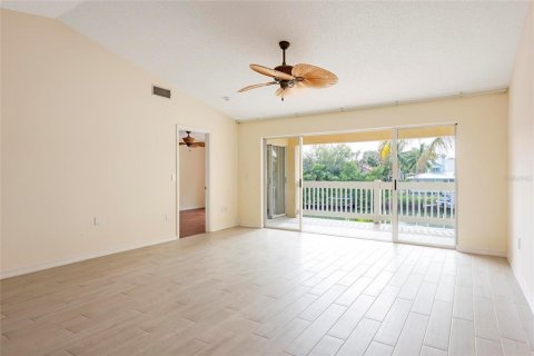 Copropriété à vendre à Sarasota, Floride: 3 chambres, 126.53 m2 № 2355709 - photo 7