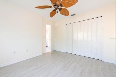Copropriété à vendre à Sarasota, Floride: 3 chambres, 126.53 m2 № 2355709 - photo 12
