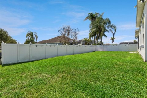 Villa ou maison à vendre à Kissimmee, Floride: 4 chambres, 133.13 m2 № 2236235 - photo 29