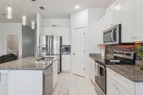 Villa ou maison à vendre à Kissimmee, Floride: 4 chambres, 133.13 m2 № 2236235 - photo 7