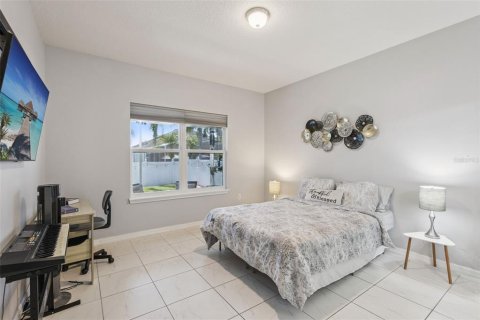Villa ou maison à vendre à Kissimmee, Floride: 4 chambres, 133.13 m2 № 2236235 - photo 14