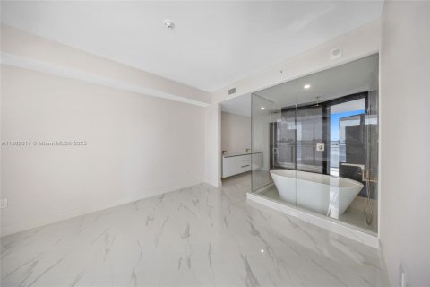 Copropriété à louer à Miami, Floride: 2 chambres, 143.26 m2 № 1933393 - photo 24