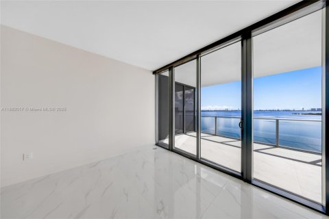 Copropriété à louer à Miami, Floride: 2 chambres, 143.26 m2 № 1933393 - photo 19