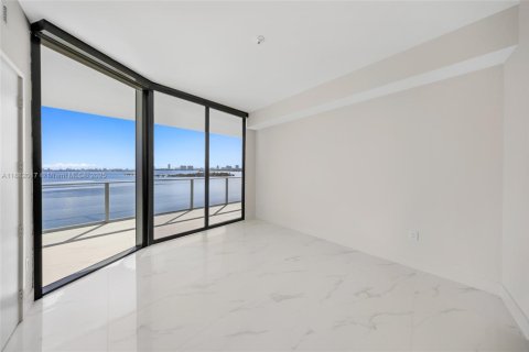 Copropriété à louer à Miami, Floride: 2 chambres, 143.26 m2 № 1933393 - photo 20