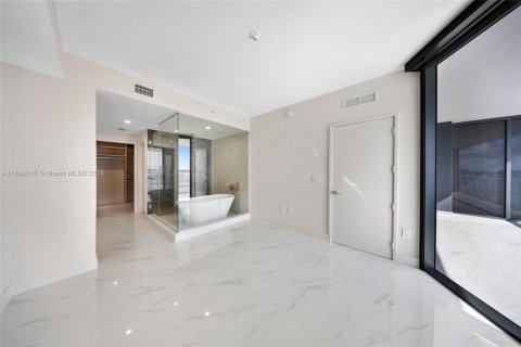 Copropriété à louer à Miami, Floride: 2 chambres, 143.26 m2 № 1933393 - photo 14