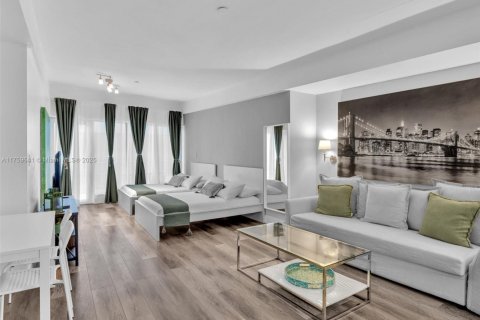 Condominio en venta en Miami Beach, Florida, 1 dormitorio, 44.13 m2 № 1963050 - foto 14