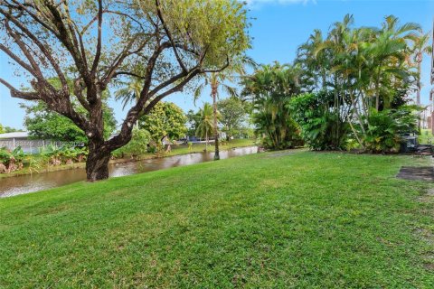 Copropriété à vendre à Margate, Floride: 2 chambres, 91.97 m2 № 1992623 - photo 15