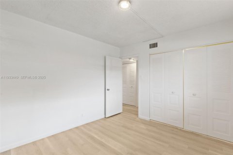 Copropriété à vendre à Margate, Floride: 2 chambres, 91.97 m2 № 1992623 - photo 14