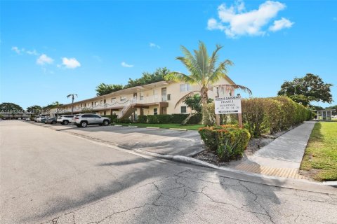 Copropriété à vendre à Margate, Floride: 2 chambres, 91.97 m2 № 1992623 - photo 16