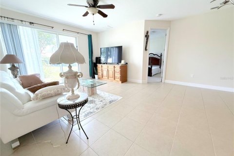 Touwnhouse à vendre à Orlando, Floride: 4 chambres, 201.41 m2 № 1915971 - photo 17