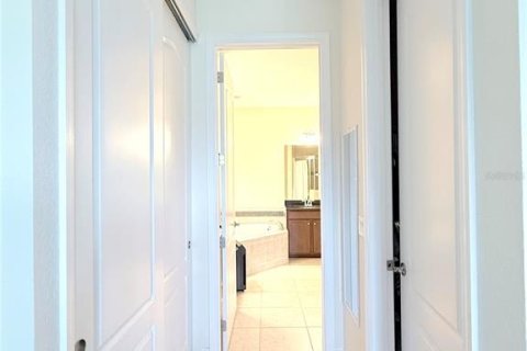 Touwnhouse à vendre à Orlando, Floride: 4 chambres, 201.41 m2 № 1915971 - photo 21