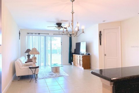 Touwnhouse à vendre à Orlando, Floride: 4 chambres, 201.41 m2 № 1915971 - photo 15