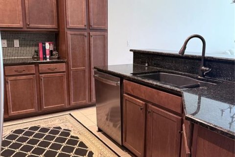Touwnhouse à vendre à Orlando, Floride: 4 chambres, 201.41 m2 № 1915971 - photo 11
