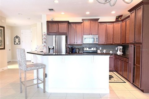 Touwnhouse à vendre à Orlando, Floride: 4 chambres, 201.41 m2 № 1915971 - photo 13